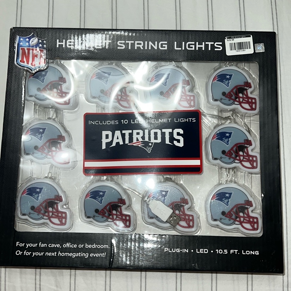 New England Patriots helmet string lights